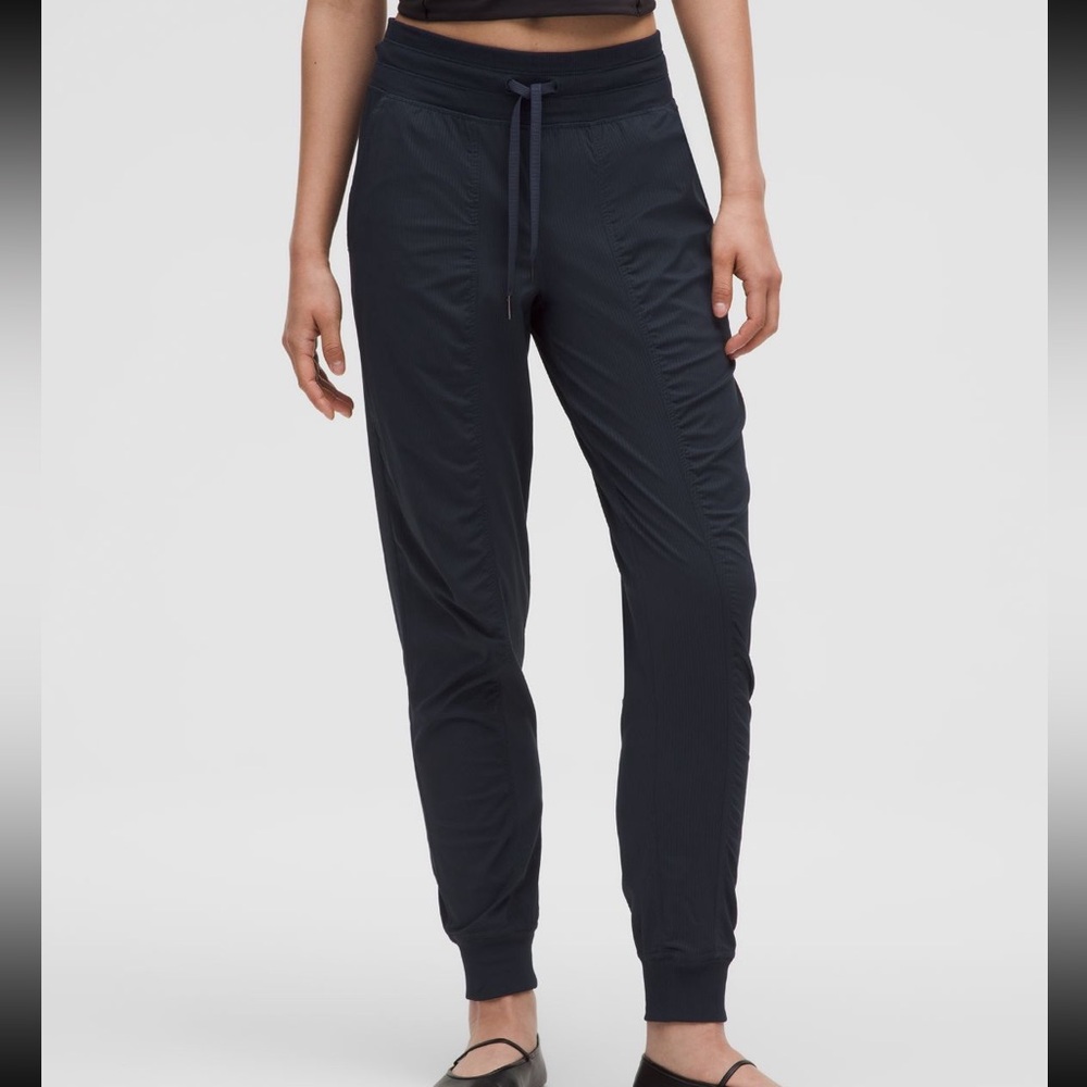 LULULEMON WOMENS JOGGERS